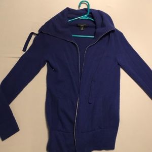 Royal Blue cashmere Banana Republic zip up cardigan with pockets.